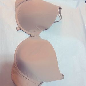 Victoria’s Secret Bra 36F (DDD)